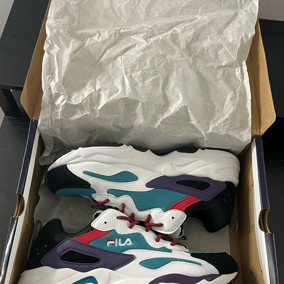 BNIB Limited Edition Rare Fila Ray Tracers Online Only Edition - Picture 11 of 12